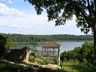 Cobblestone on Norfork Lake